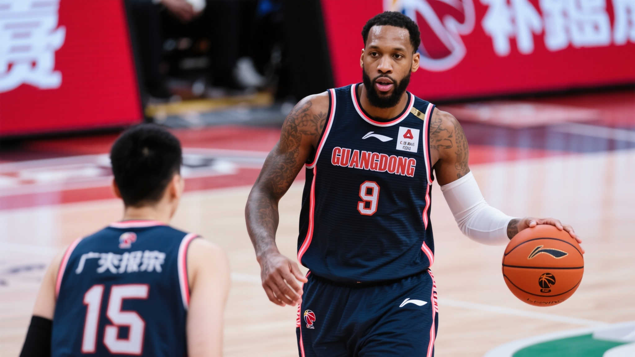 据多方爆料，当前洽谈中的目标是一位经验丰富且实力突